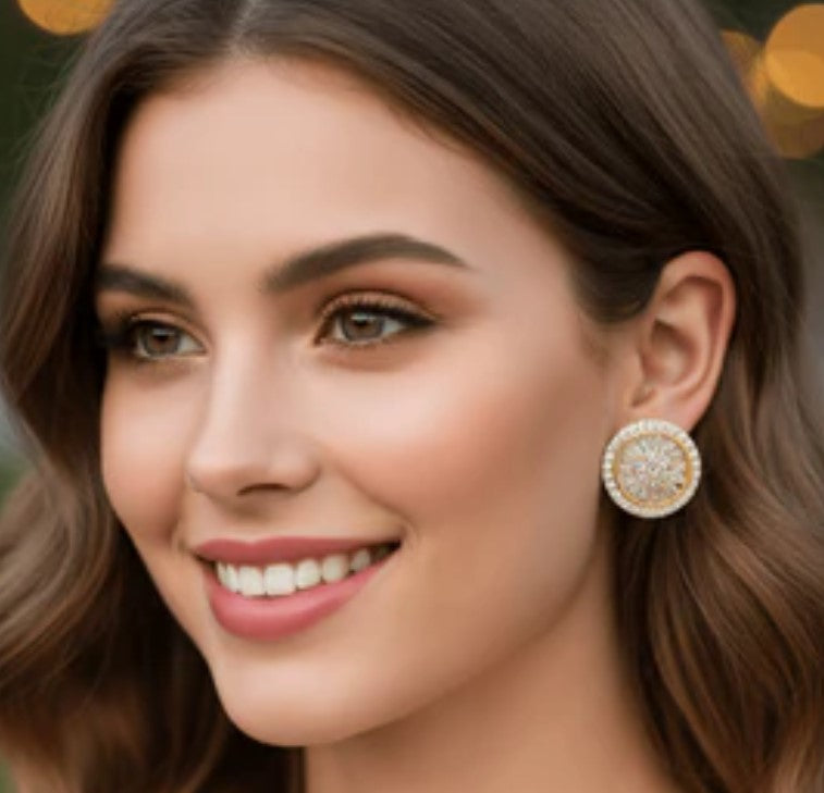 🌸✨ Crystal Royal Chandelier Earrings